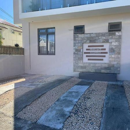 Pearl Gate Residence Apt No 3 Flic en Flac Exterior photo